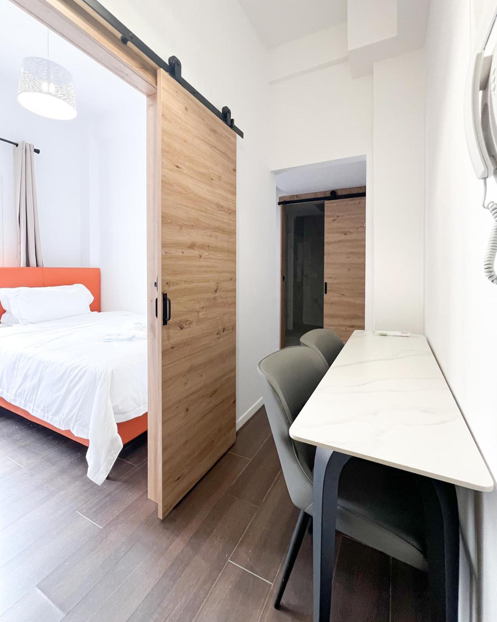 Anhome K11 Serviced Apartments Plus Athén Kültér fotó
